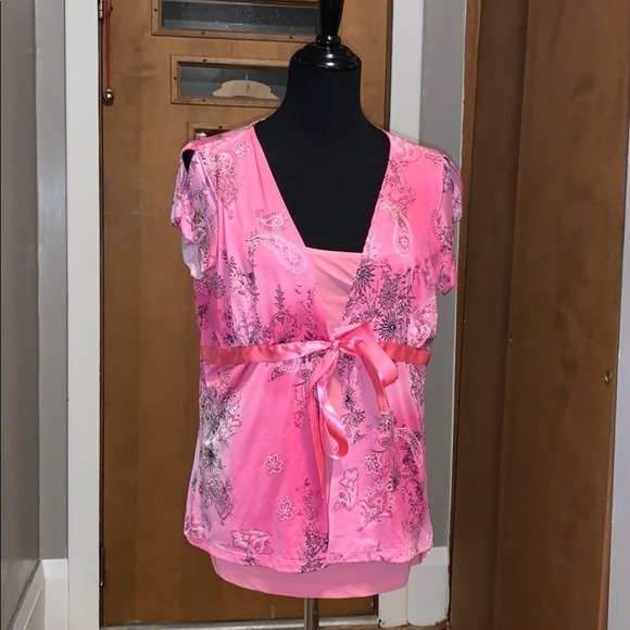 la khaki Tops - Pink floral flutter sleeve tie front blouse